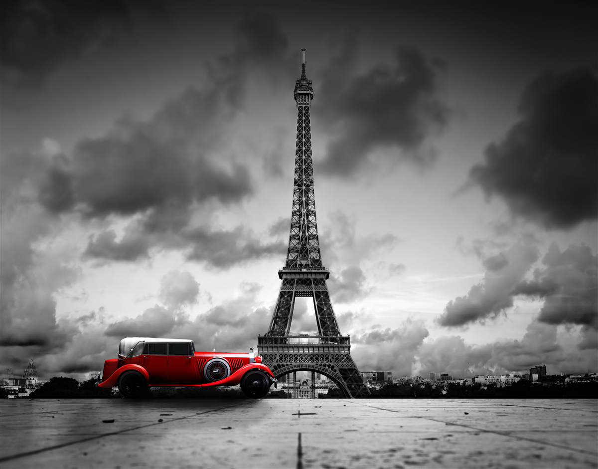 Fotobehang rode auto naast de eiffeltoren