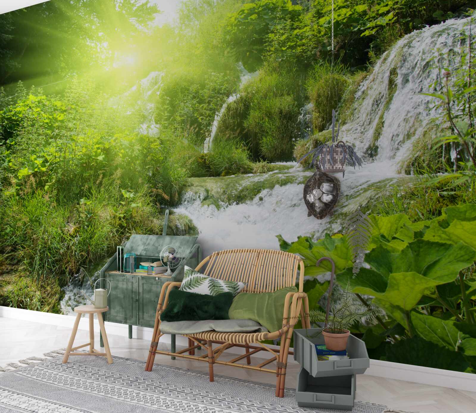 Fotobehang een mysterieuze waterval in een bergbos