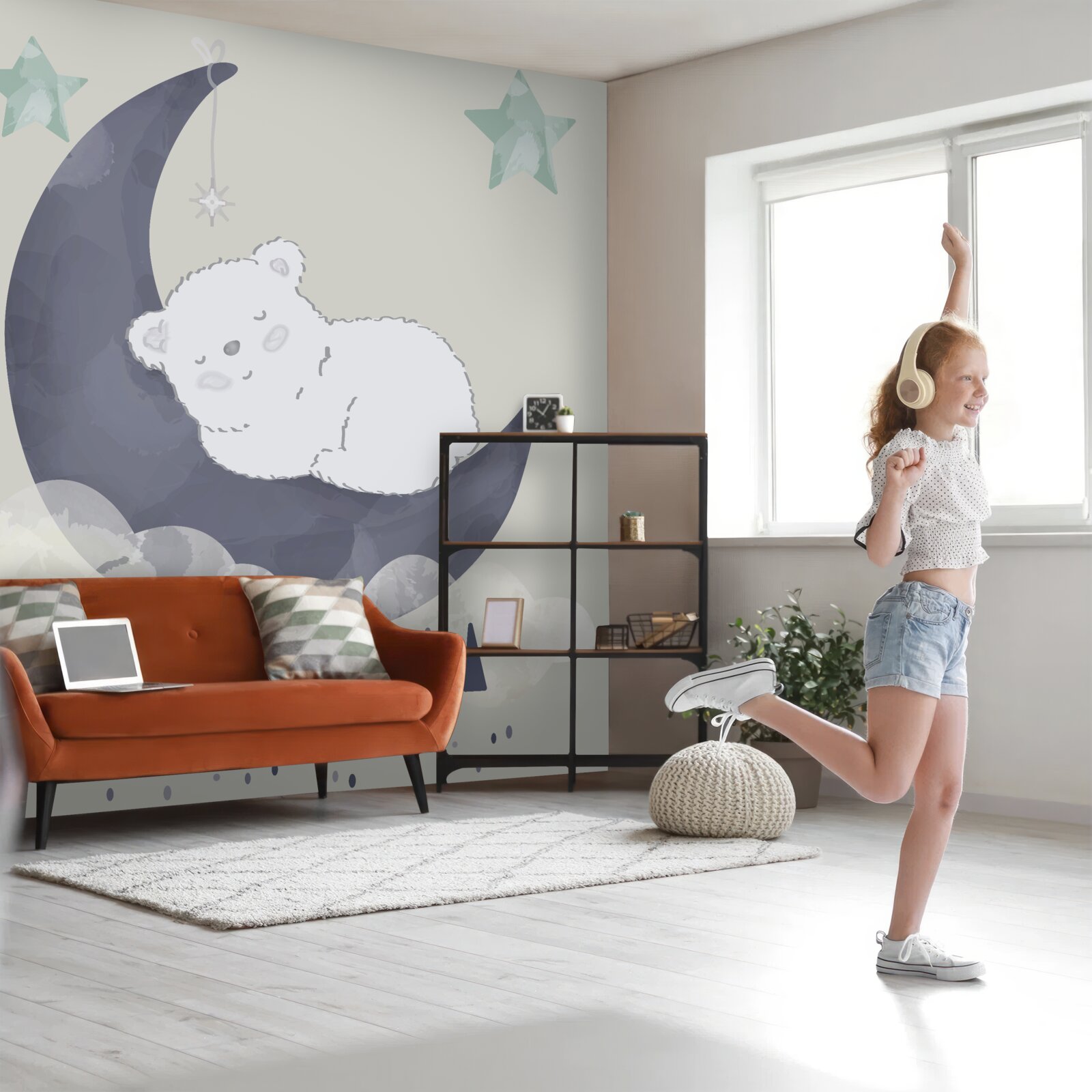 Fotobehang kleine ijsbeer doet een dutje op de maan