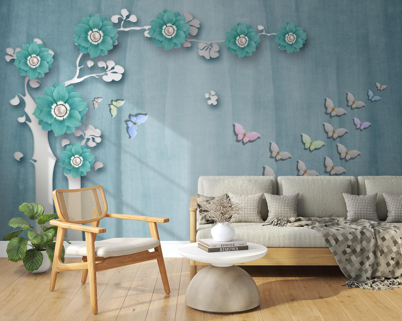 Fotobehang vlinders en groene bloemen die een boom versieren