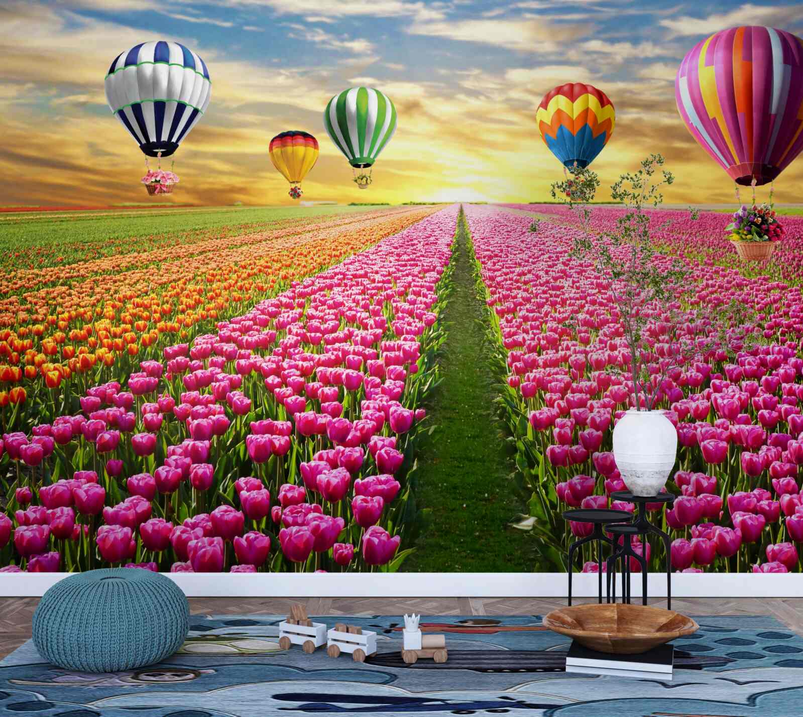 Fotobehang ballen die opstijgen boven een tulpenveld