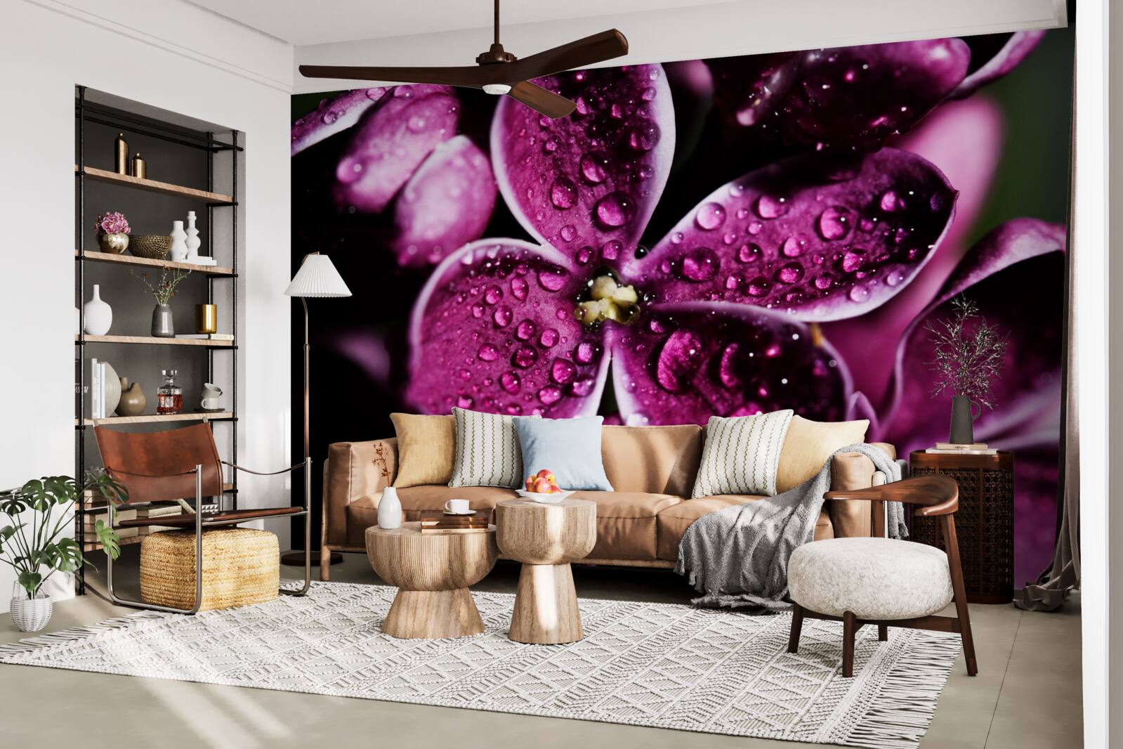 Fotobehang kleine druppeltjes op bloemen met een lichtpaarse tint