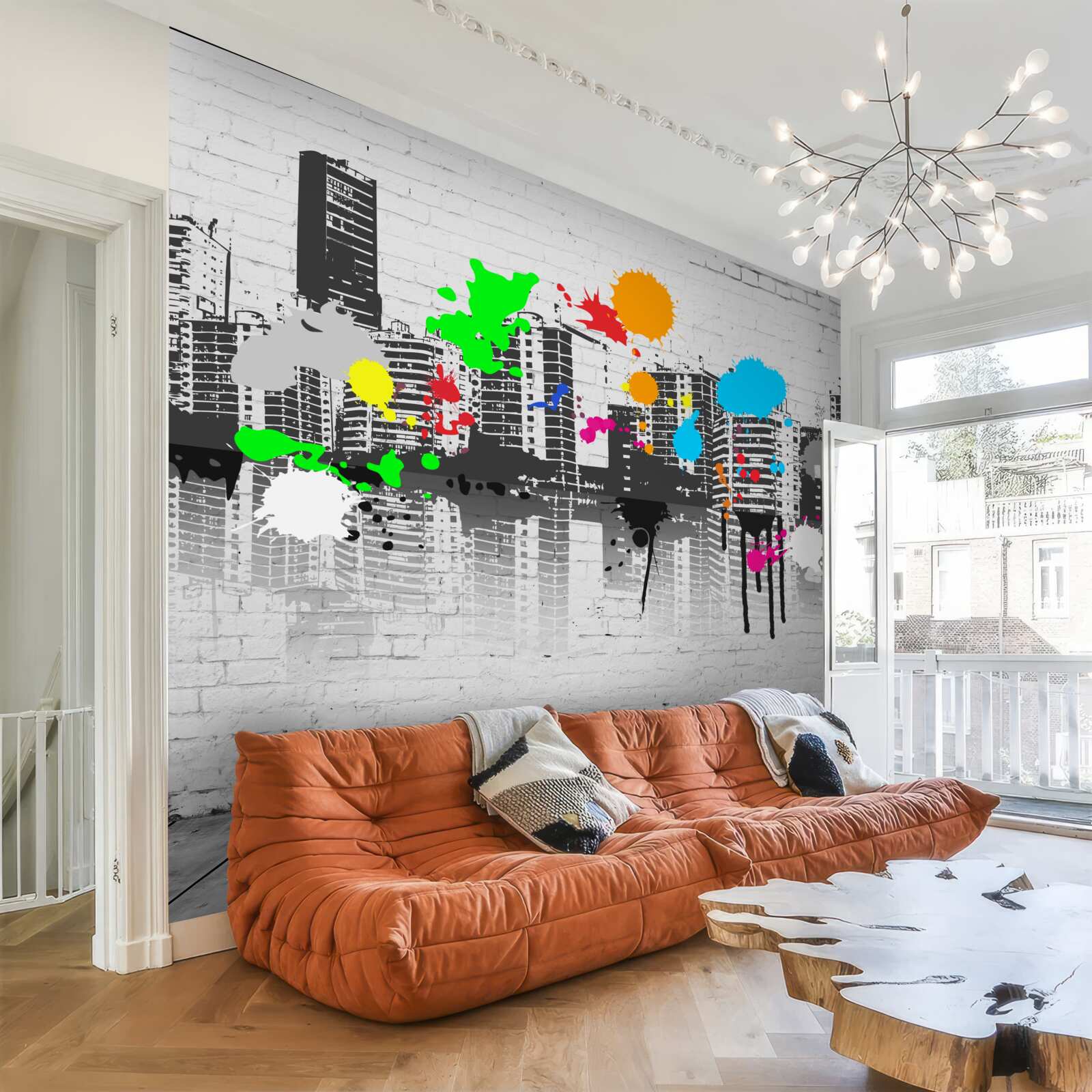 Fotobehang huizen versierd met heldere graffitivlekken