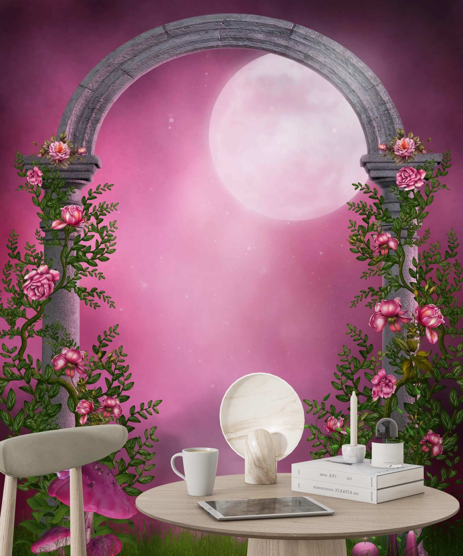 Fotobehang de maan schijnt helder en de stenen boog is bedekt met bloemen