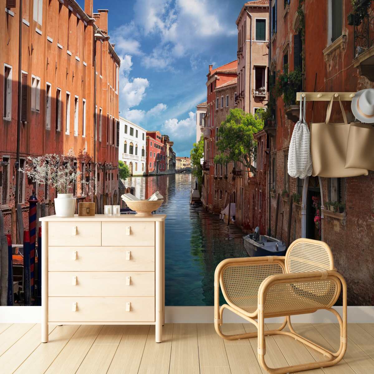Fotobehang smalle doorgang tussen gebouwen in Venetië